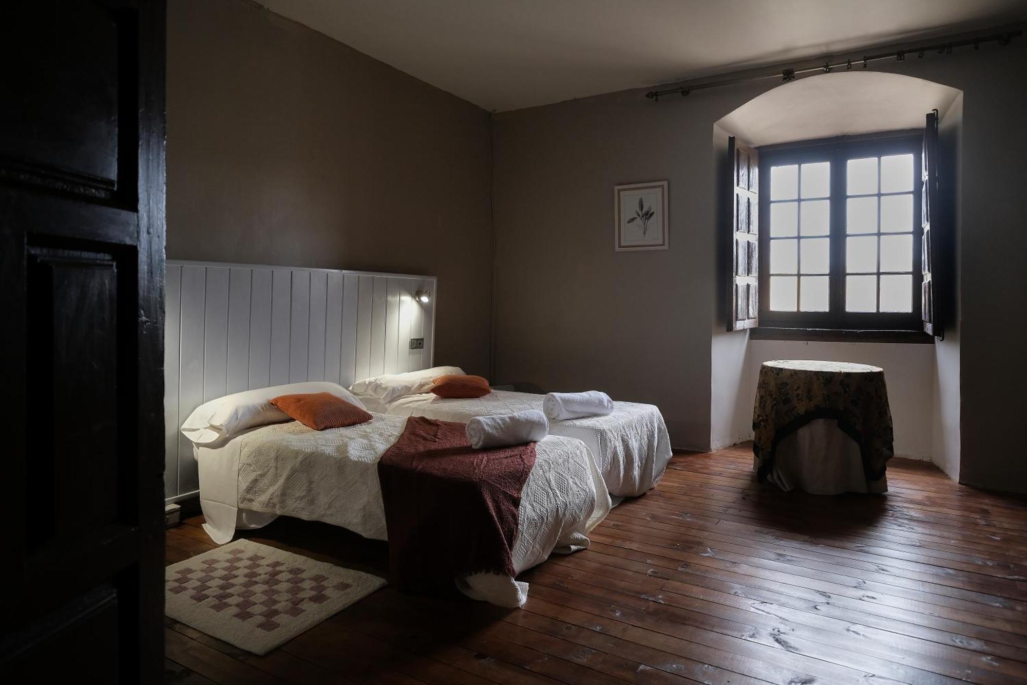 Casa Rural Palacio Conde De Aldana Con Piscina Entre Encinares Y Dehesas Terradillos Zewnętrze zdjęcie