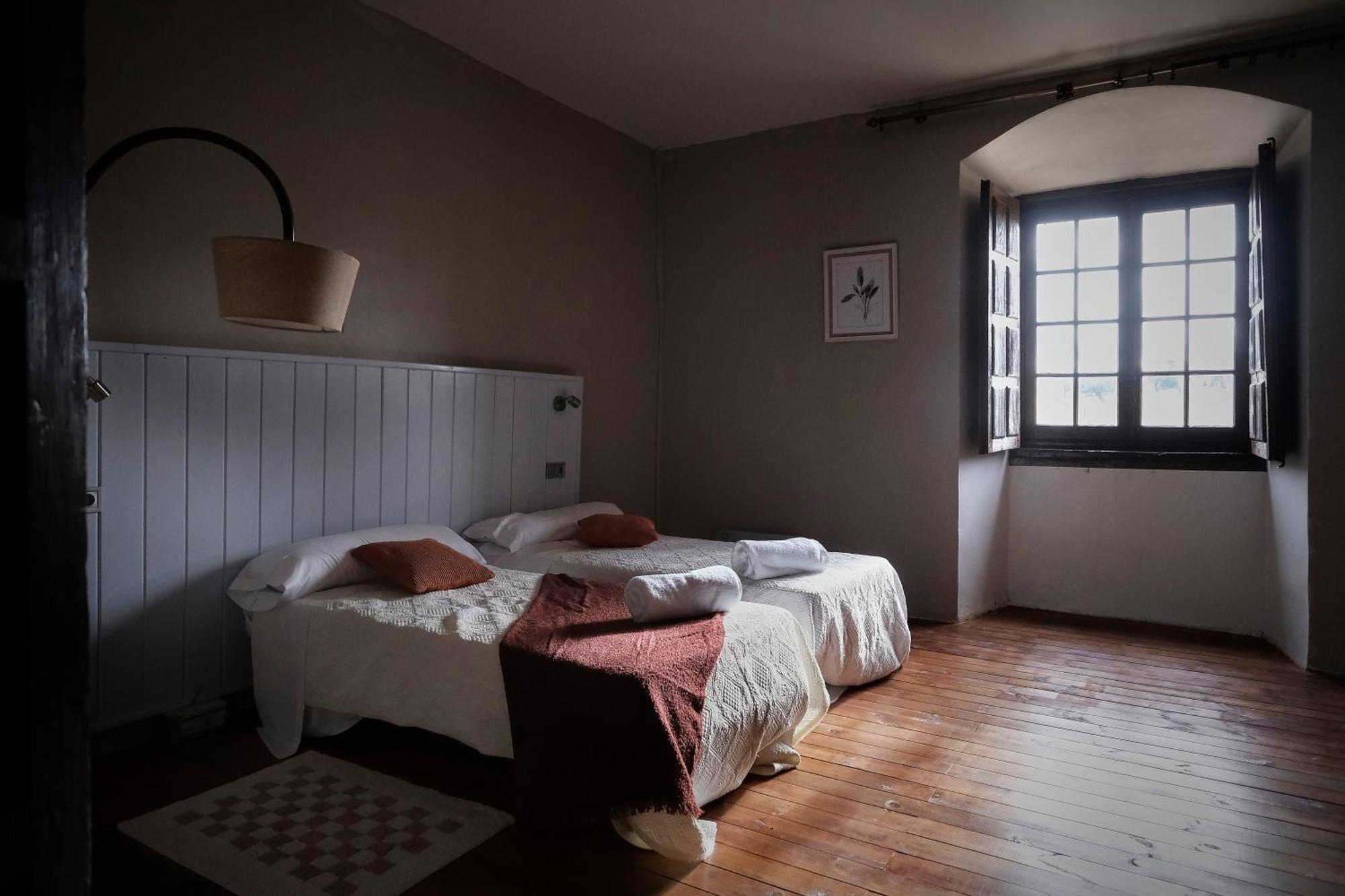 Casa Rural Palacio Conde De Aldana Con Piscina Entre Encinares Y Dehesas Terradillos Zewnętrze zdjęcie