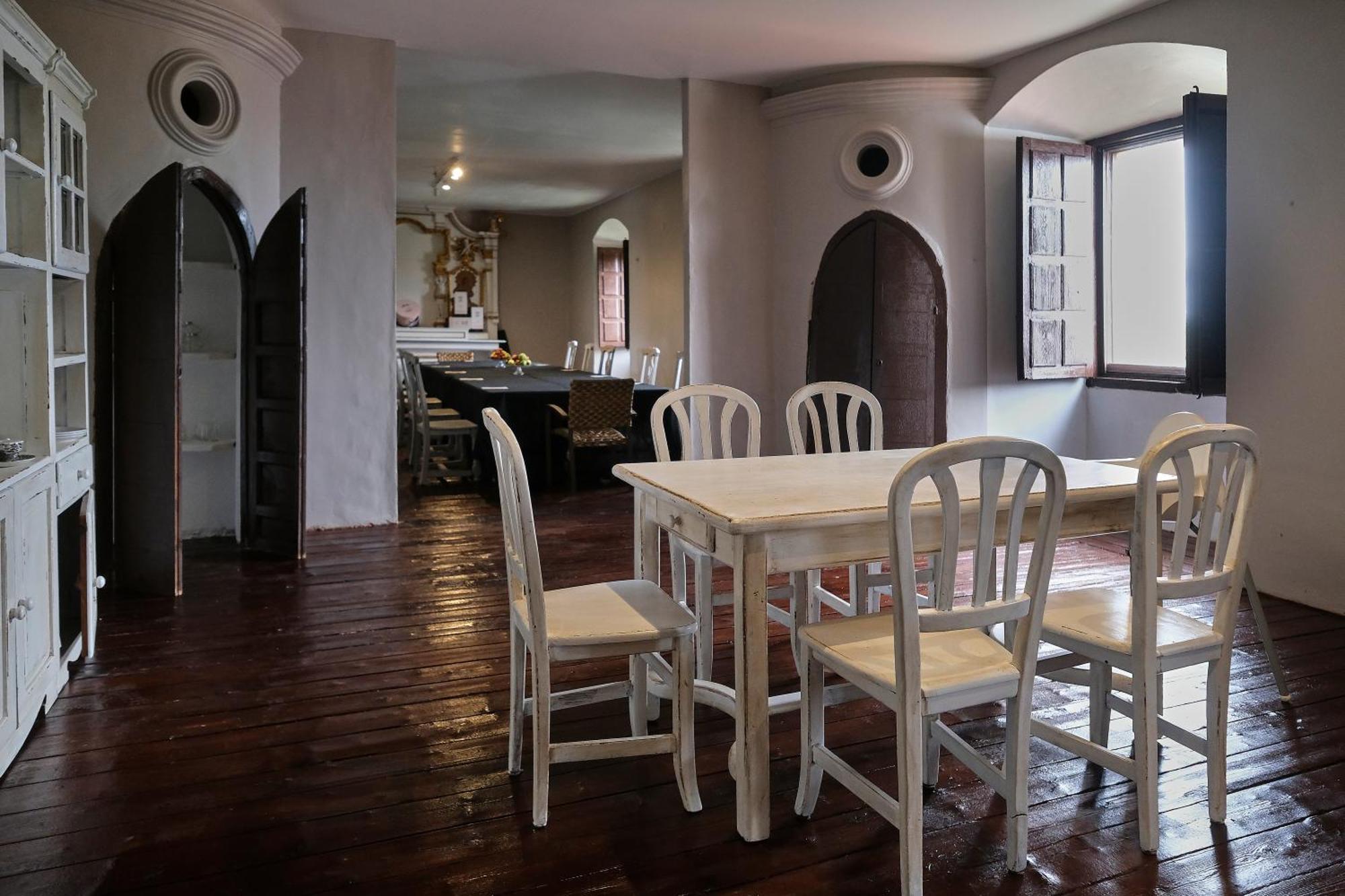 Casa Rural Palacio Conde De Aldana Con Piscina Entre Encinares Y Dehesas Terradillos Zewnętrze zdjęcie