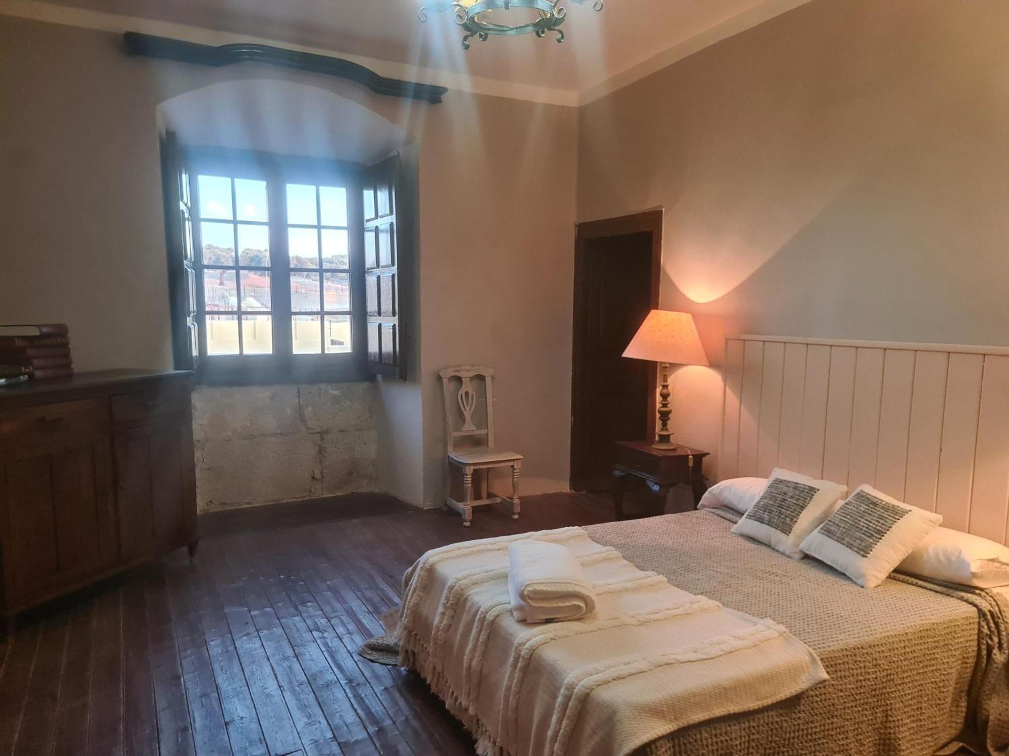Casa Rural Palacio Conde De Aldana Con Piscina Entre Encinares Y Dehesas Terradillos Zewnętrze zdjęcie
