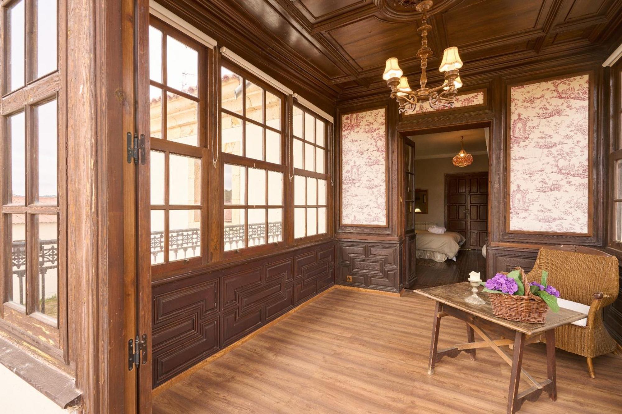 Casa Rural Palacio Conde De Aldana Con Piscina Entre Encinares Y Dehesas Terradillos Zewnętrze zdjęcie